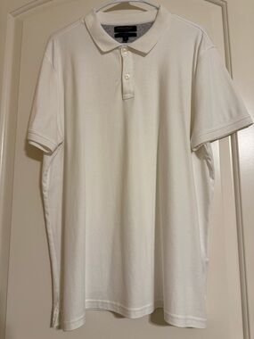 Banana Republic Men’s White Short-Sleeve Polo